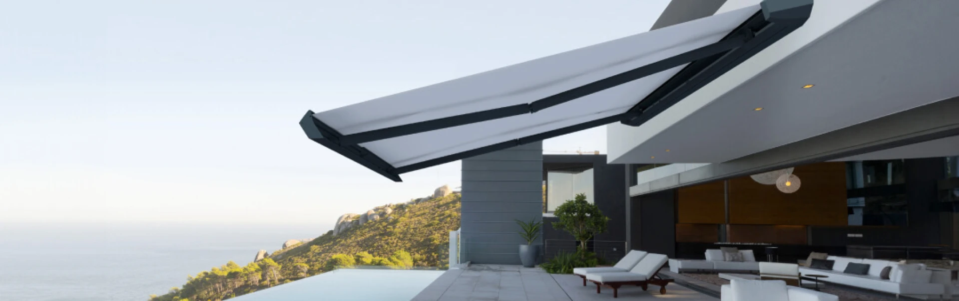 Pergola à toit fixe