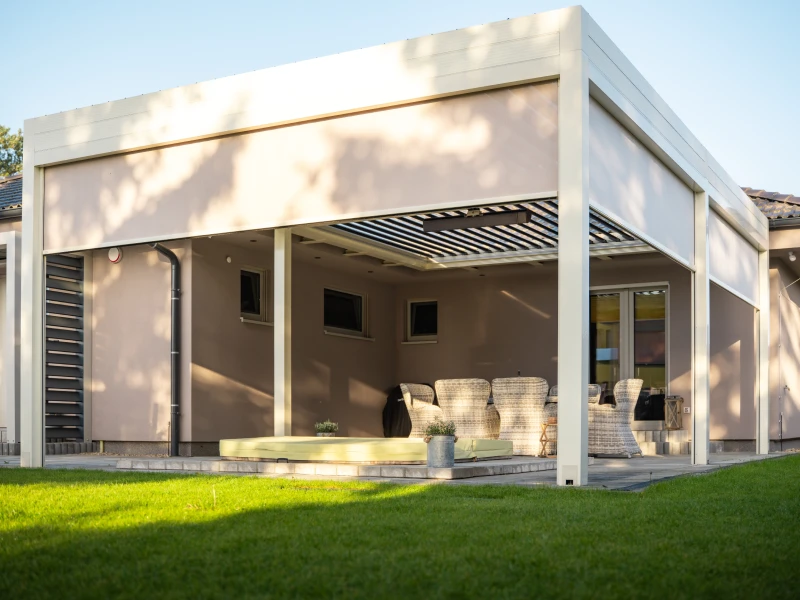 Pergola bioclimatique